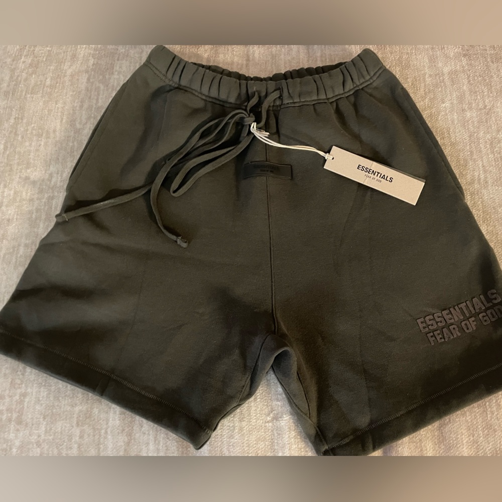 Essentials Fear Of God Men’s shorts